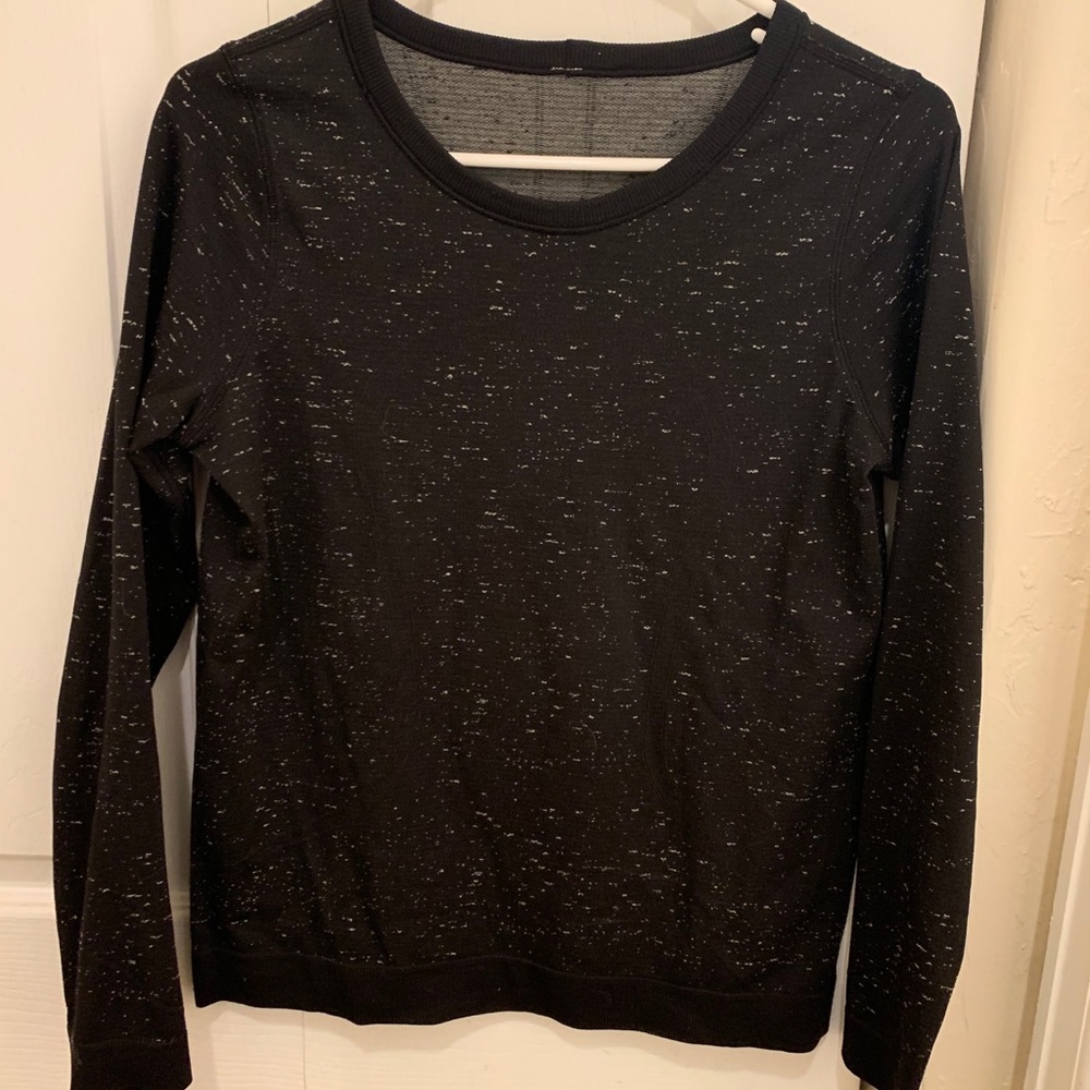 Lululemon Swiftly Tech Long Sleeve Breeze